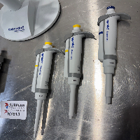 Eppendorf Research Plus x6 Pipettes image 1